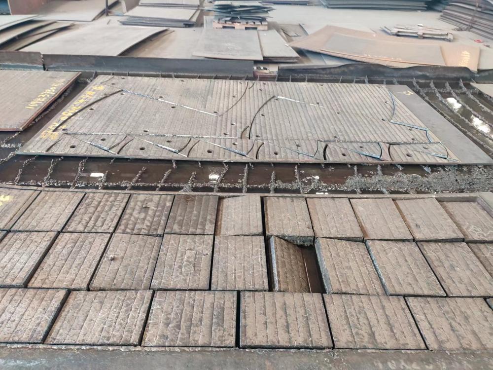 福建堆焊耐磨板 双金属耐磨板切割件